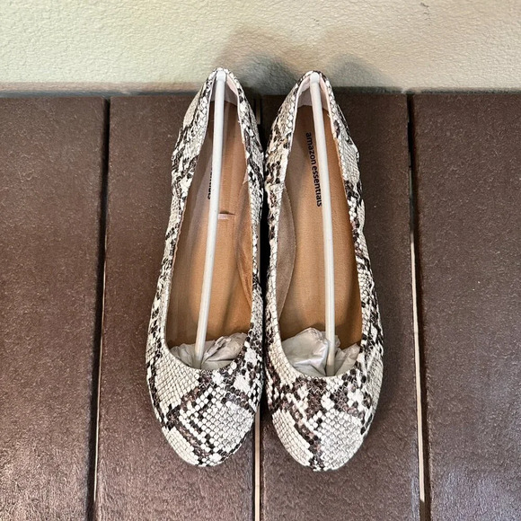 NWT Amazon Essentials Women's Belice Ballet Flat Snake Skin - 8 - Picture 5 of 8